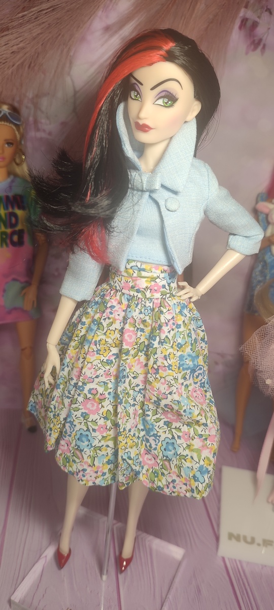 Кукла Hasbro Disney Villains Злая королева 