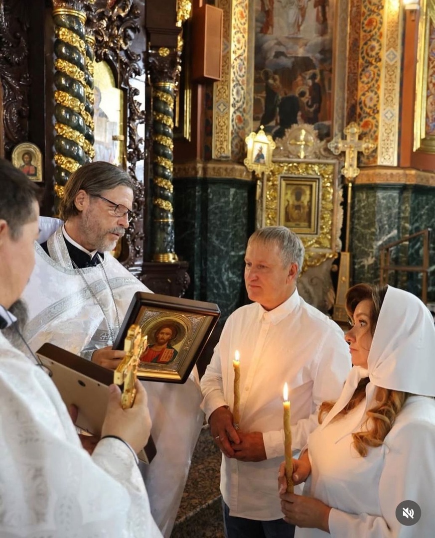 Таинство венчания в Казанском храме
