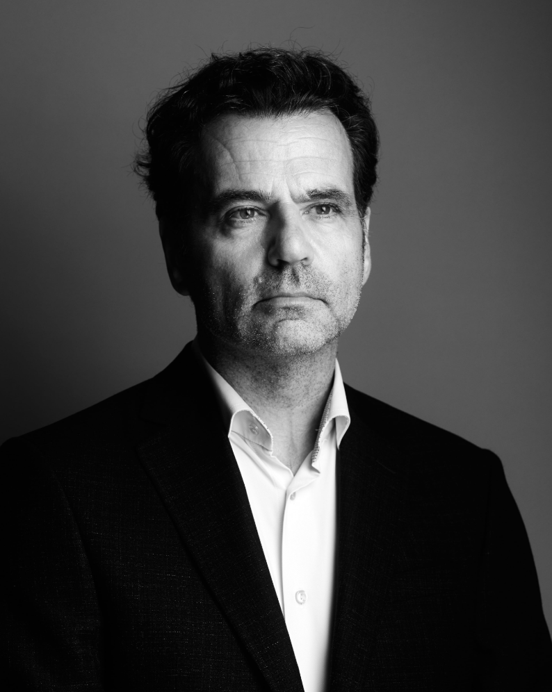 Джейсон Бакстон - канадский кинорежиссер и сценарист