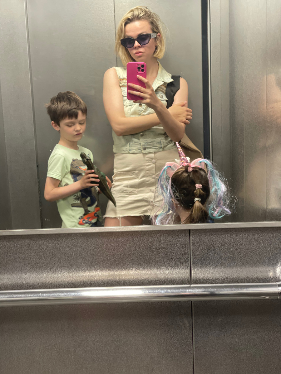 Мне кажется, тут видно, насколько я помятая вчера была 