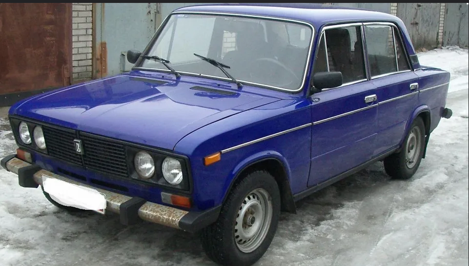 Почти как у папы была машина.