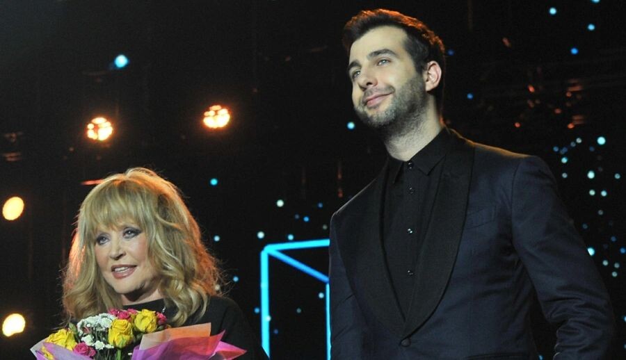 Алла Пугачёва и Иван Ургант живут за границей