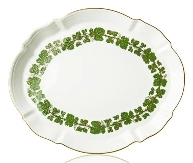 Декор в виде виноградных лоз