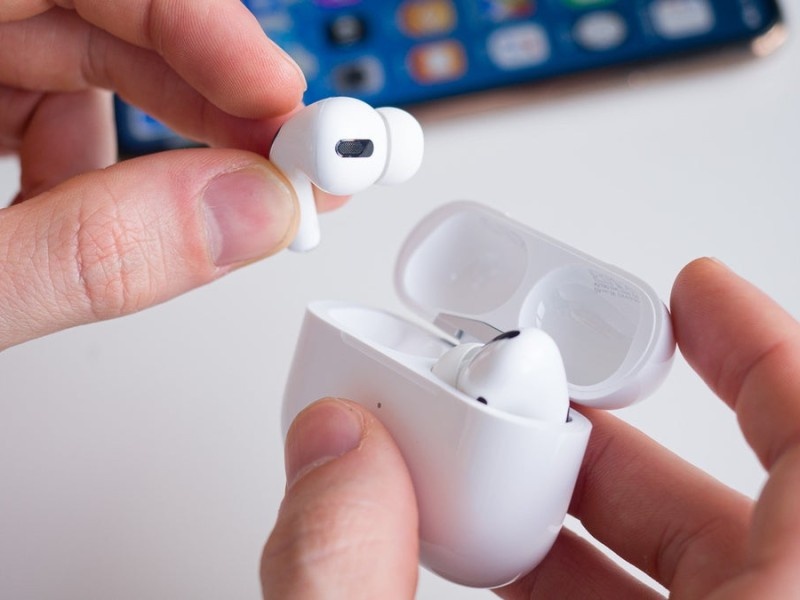    Apple лидирует по продажам смартфонов и наушников. Вот причины