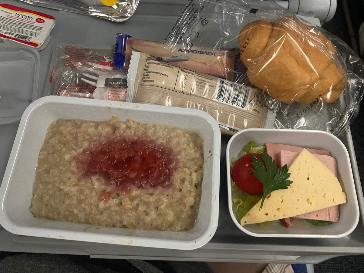 Один из вариантов завтрака на «Аэрофлоте»