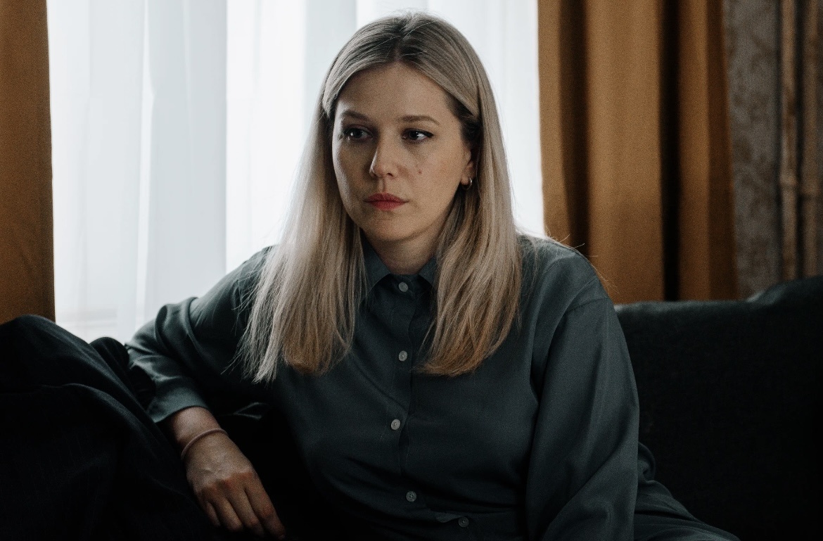 Карина Андоленко. Кадр из сериала "Вторая семья"