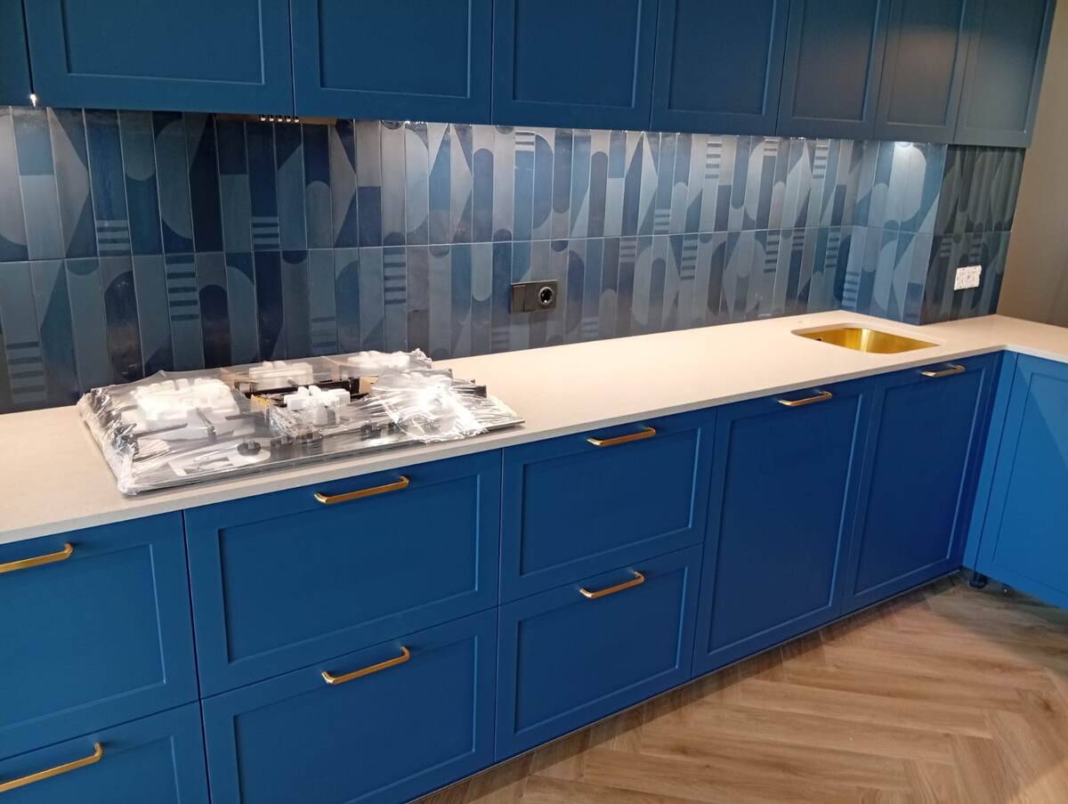 бежевая столешница