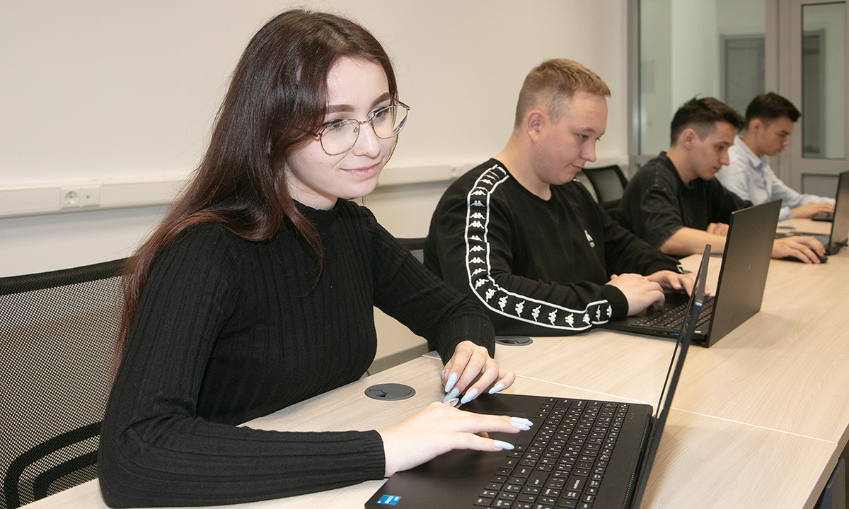 Уже скоро центр выпустит своих первых специалистов / Фото пресс-службы ТГУ