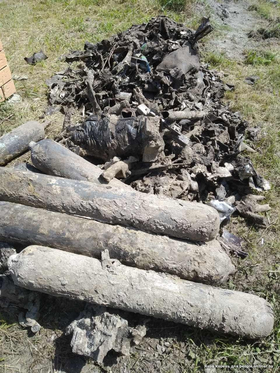 Остатки бомбардировщика Пе-2, найденные в Беларуссии