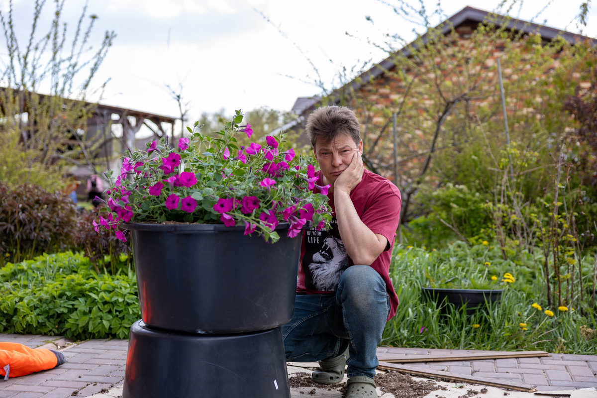 Сезон 2025, объем кашпо (таза) 90 литров