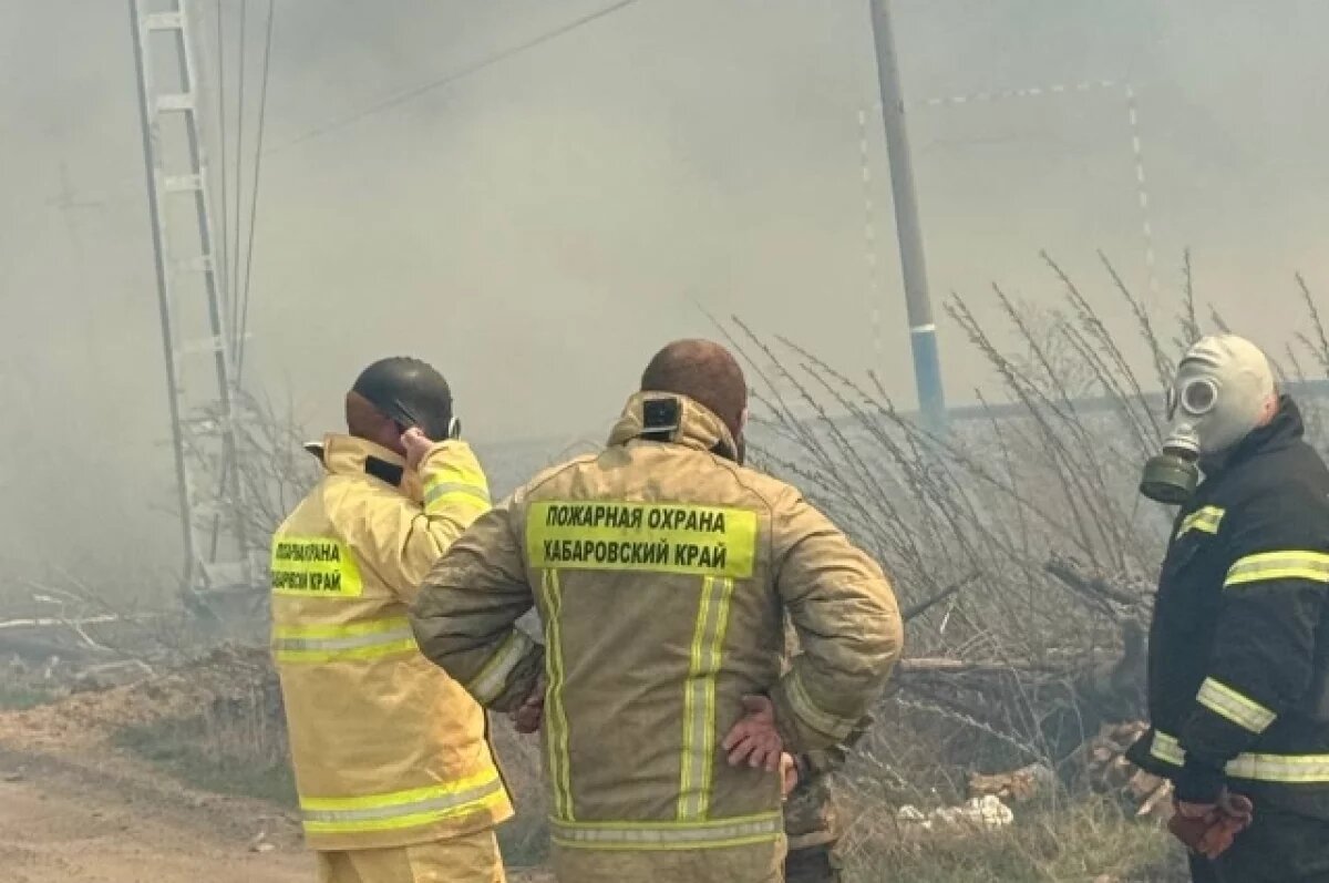    В Хабаровском крае огонь у Этыркэна тревожит, но МЧС заверяет - угрозы нет