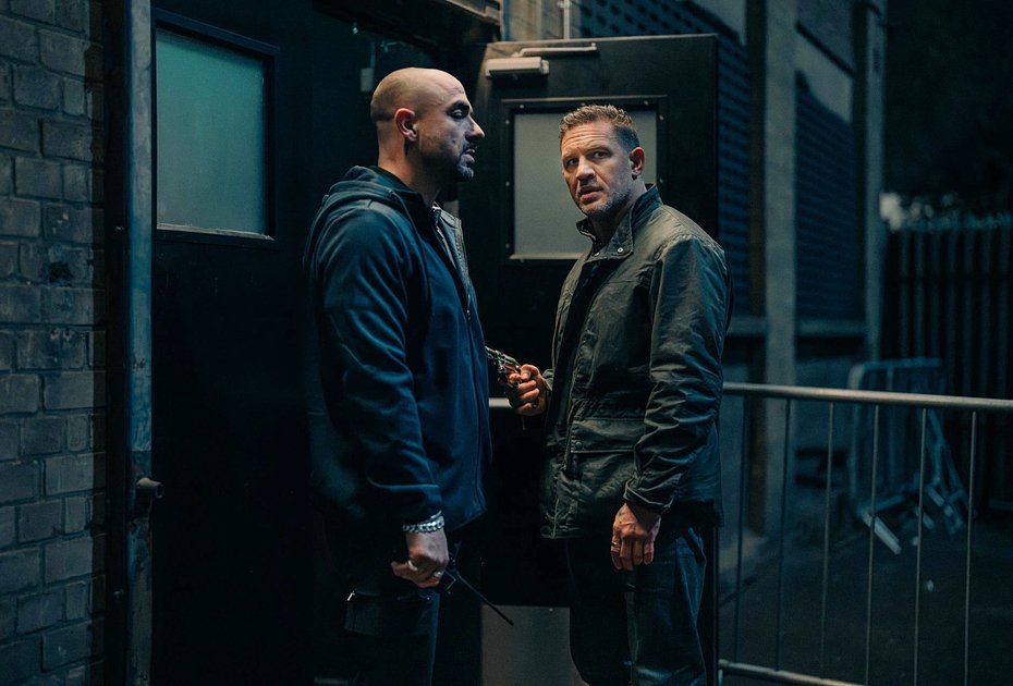 Листайте вправо, чтобы увидеть больше изображений