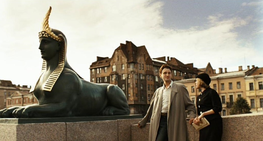 Кадр из фильма «Полторы комнаты, или Сентиментальное путешествие на родину»
