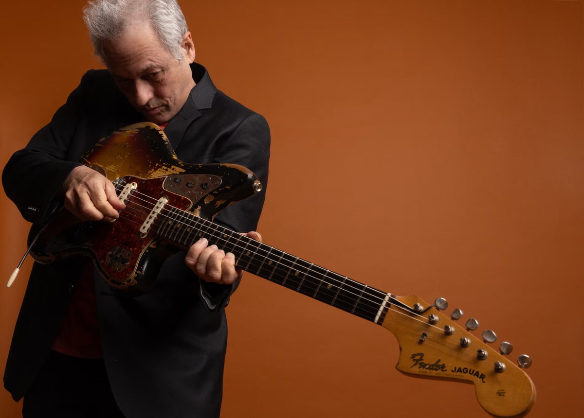 «Том Уэйтс знает, что если он хочет джема, то я здесь»... Марк Рибо. Фото: Эбру Йилдиз