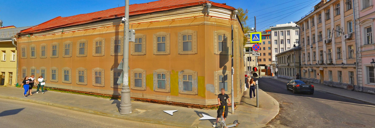 Фото: Яндекс Карты, 2024 https://yandex.ru/maps/213/moscow/geo/rayon_zamoskvorechye/53211678/?l=stv%2Csta&ll=37.619699%2C55.736571&panorama%5Bdirection%5D=57.270005%2C3.720272&panorama%5Bfull%5D=true&panorama%5Bpoint%5D=37.619297%2C55.736509&panorama%5Bspan%5D=96.640184%2C41.882934&z=17.95