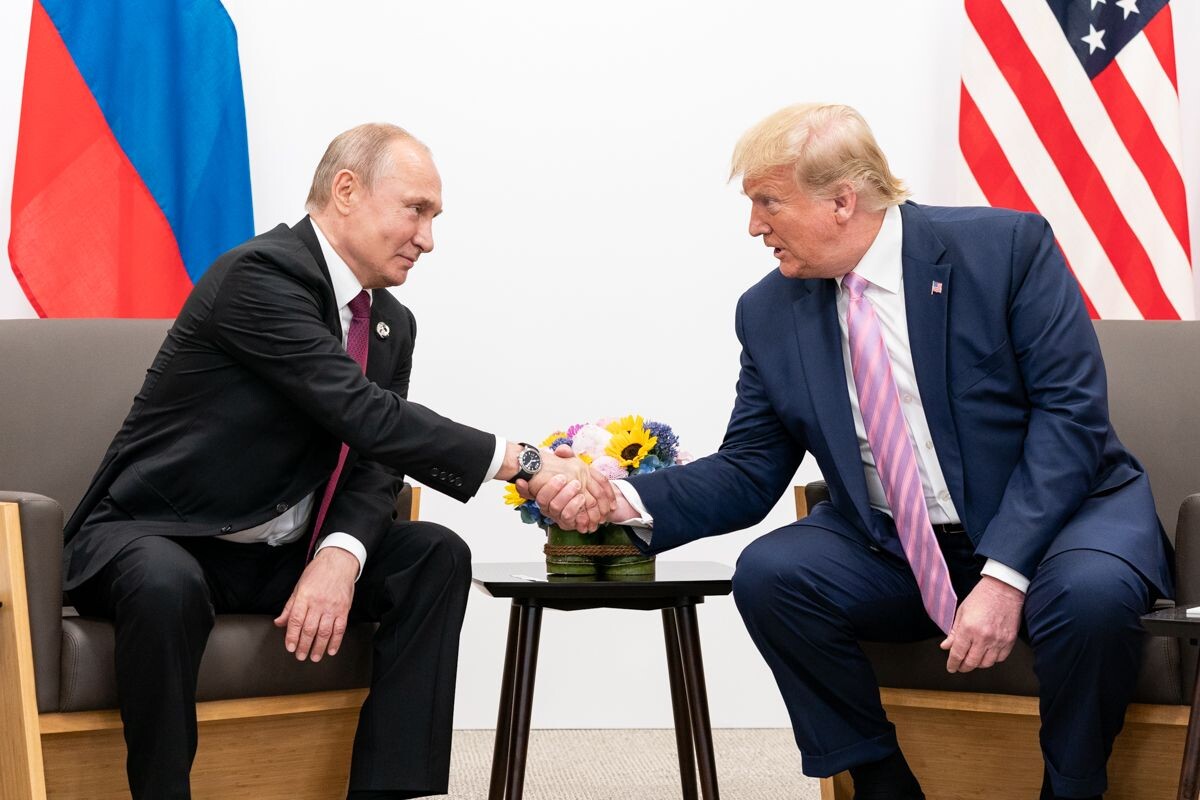    Владимир Путин и президент США Дональд Трамп / Источник: © White House/Flickr.com/Global Look Press
