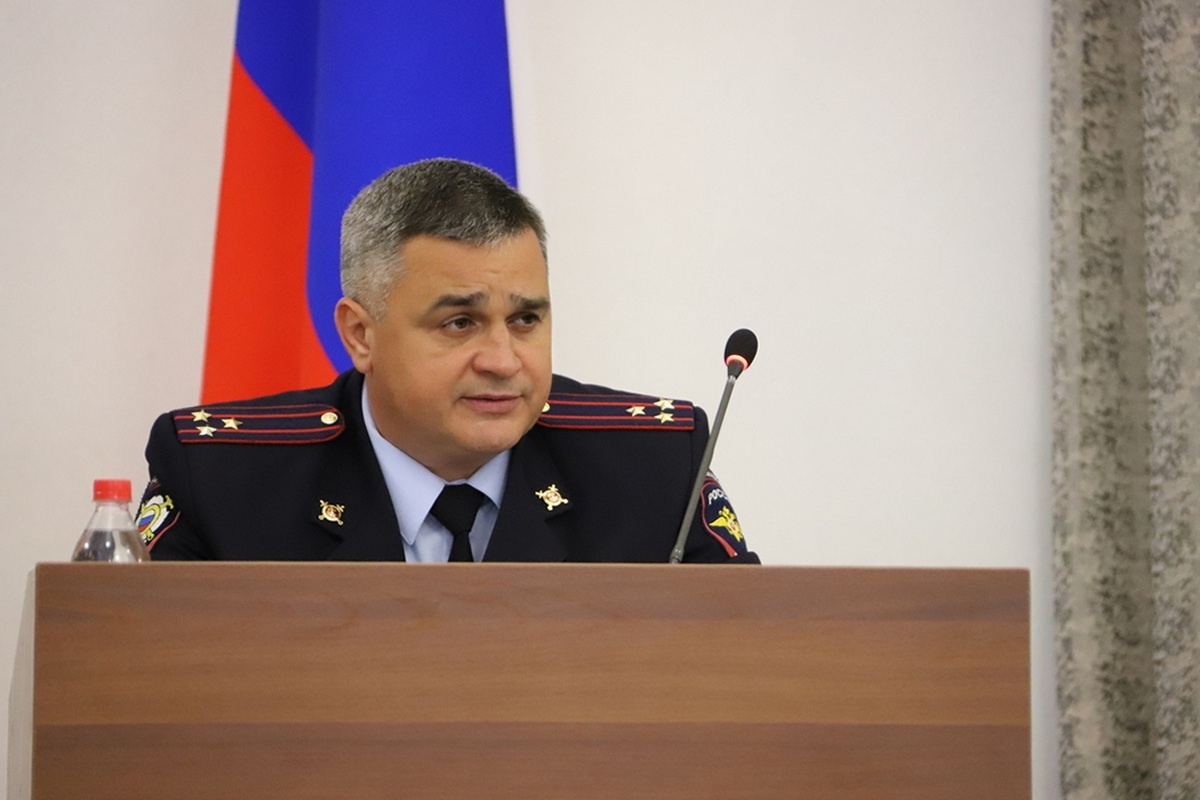 Дефицит кадров в полиции все еще сильный.  Фото: Фото: Пресс-служба Думы города Владивостока / Татьяна Ситникова / dumavlad.ru