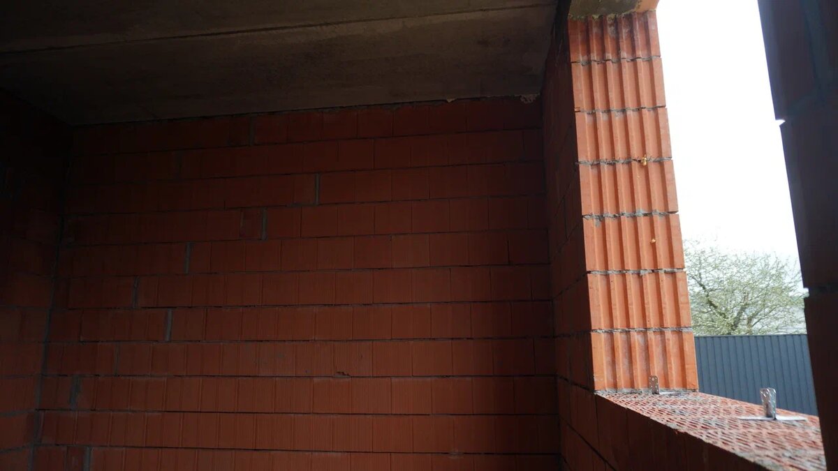 Сечение стены с керамическим блоком без утеплителя