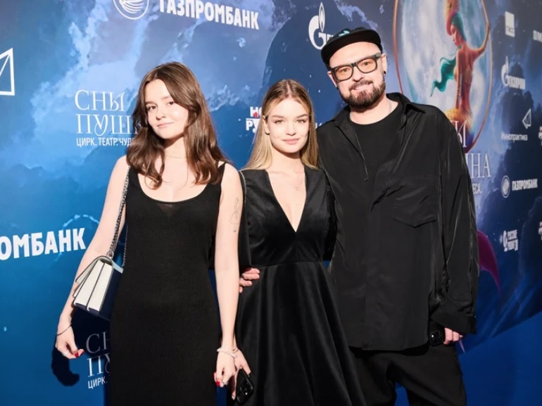 Дочь, жена, режиссер Марк Горобец