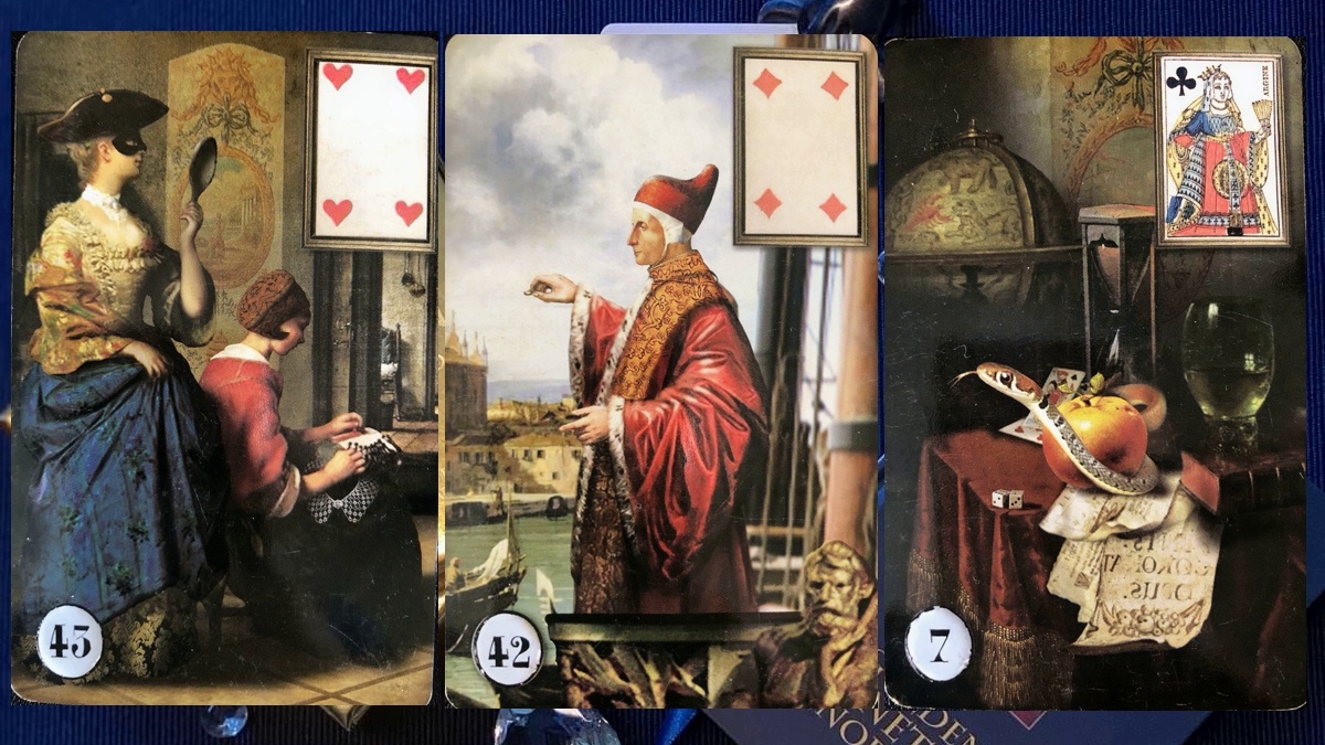 Photo «Golden Venetian Lenormand» Eugene Vinitski, Elsa Khapatnukovski