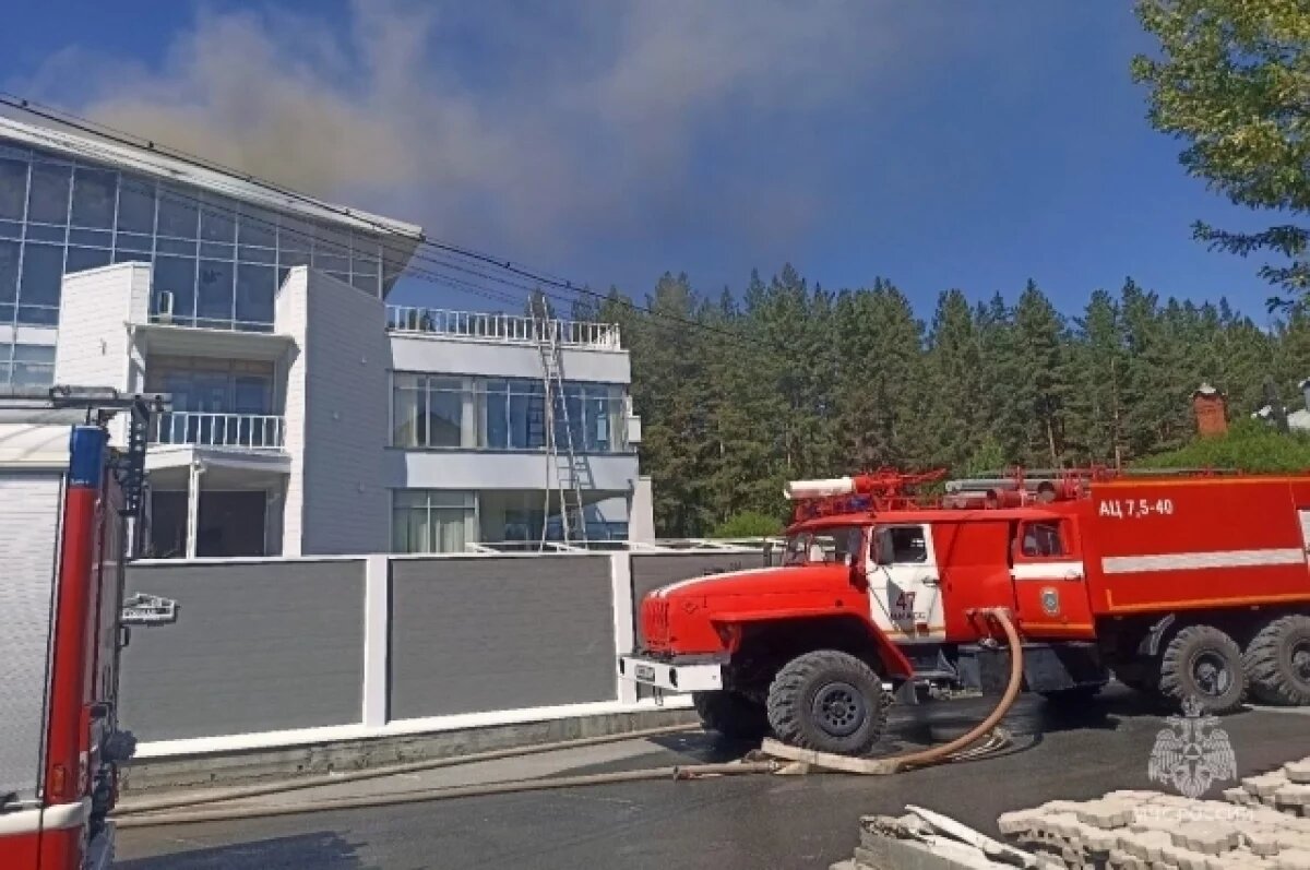    В Миассе из-за замыкания вспыхнул частный дом