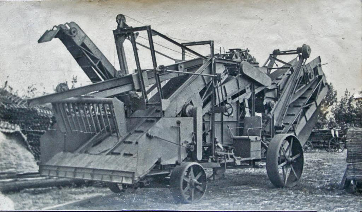 На КРАЗе начали выпускать кукурузоуборочные машины и другую сельскохозяйственную технику. 