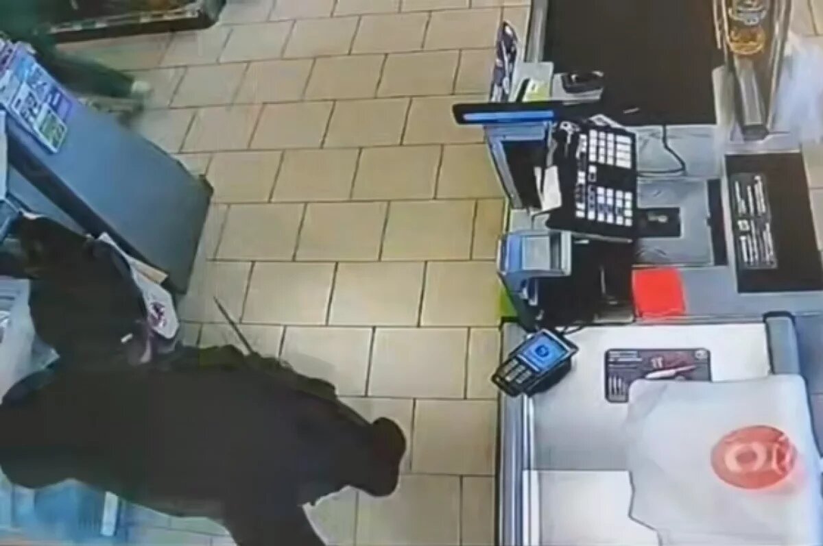    В Ипатовском округе Ставрополья мужчина с ножом пытался ограбить магазин