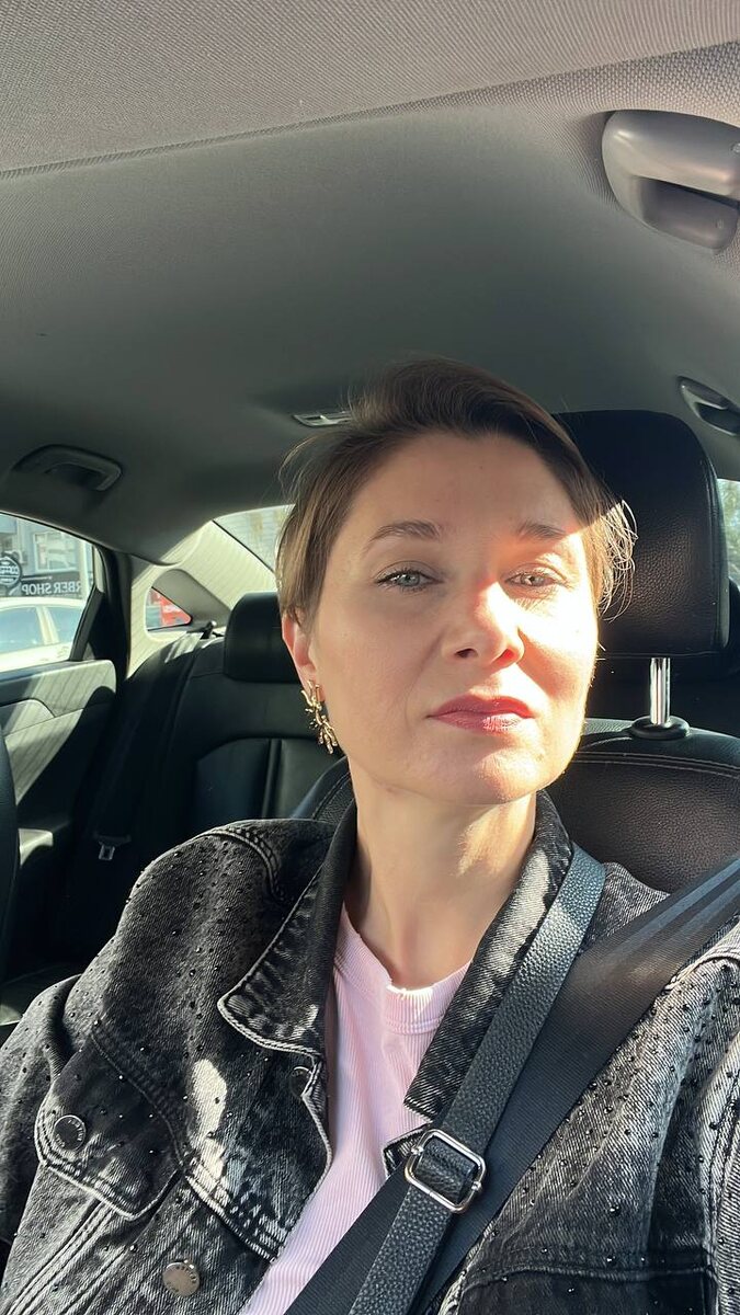 Кроме смены направления трансформировалась и внешне, но это совсем другая история – ждите публикаций