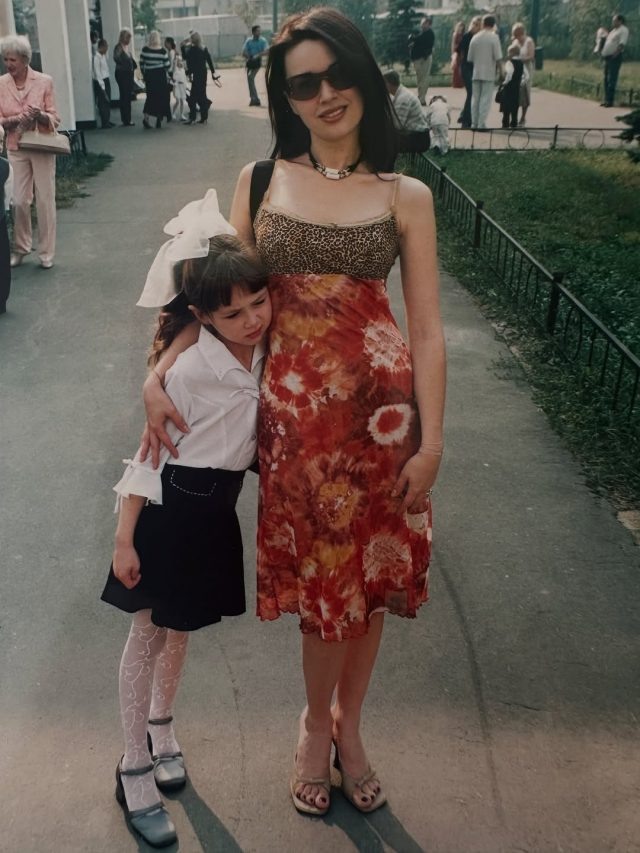    Анастасия Заворотнюк с дочерью Анной. Фото: социальные сети