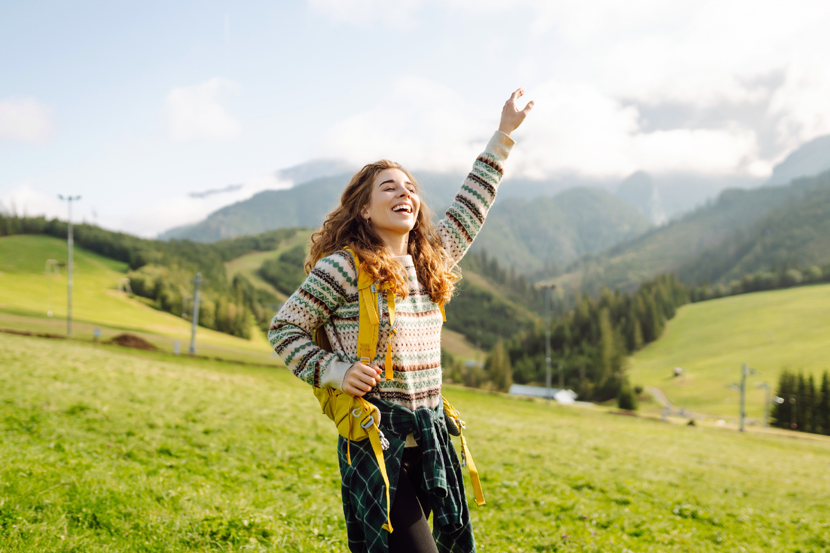 Лето - самаяя пора для путешествий! Источник фото: shutterstock.com.