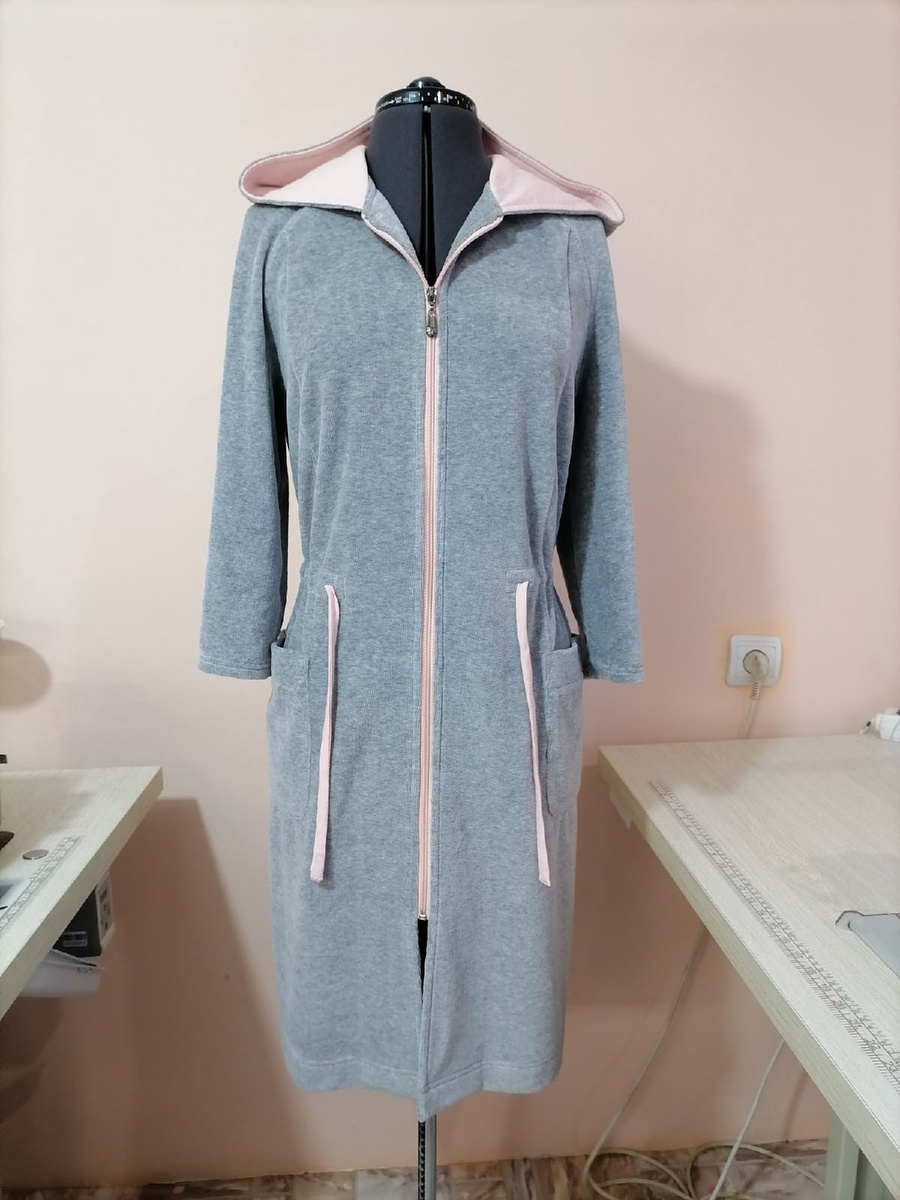 Халат из журнала выше в моем исполнении. 