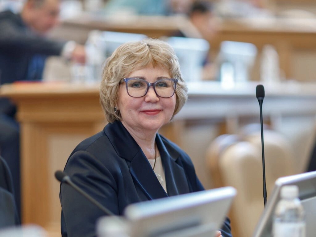    Депутаты позитивно оценили первый год работы Руслана Кухарука во главе окружного правительства