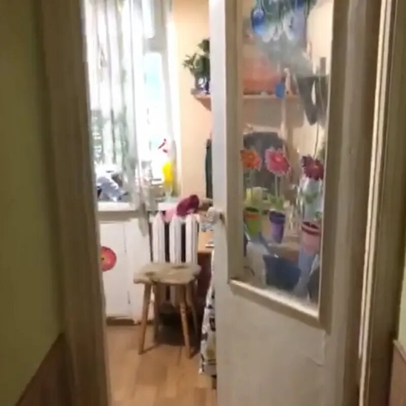 Очень старые фотографии квартиры до ремонта