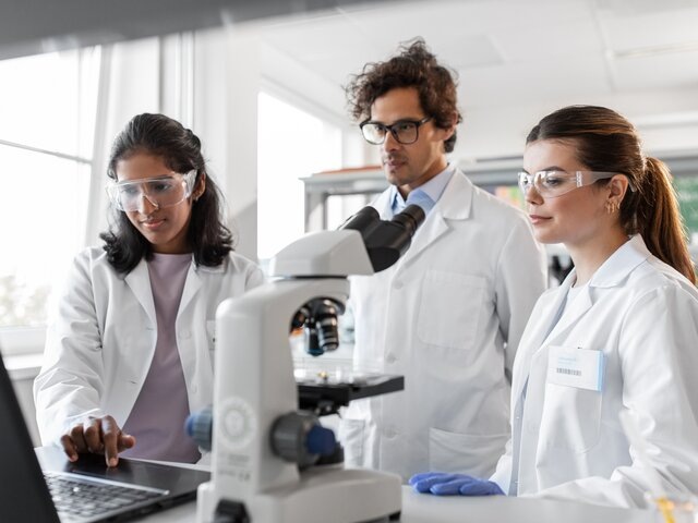    Фото: 123RF/dolgachov