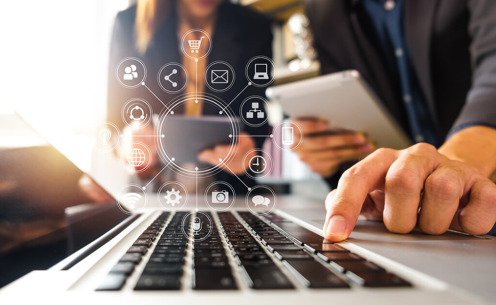 Яндекс Директ или ВКонтакте?