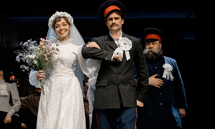    На репетиции спектакля «Тихий Дон» театра «Русская песня» лилась кровь