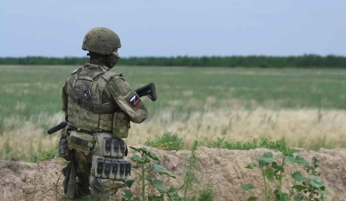     Военный России. Источник: ria.ru Автор фото: Алексей Майшев