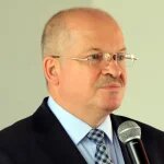 Александр АНИКЕЕВ   
 министр образования Калужской области📷
