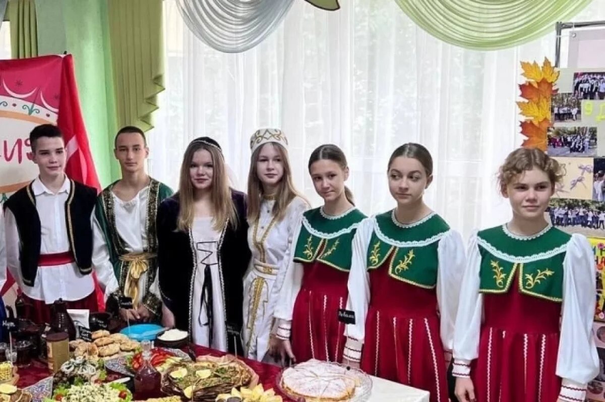    Власти Новосибирской области назвали число этнокультурных объединений