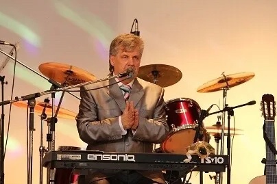 Гость канала сегодня – композитор и музыкант Александр Серебряков