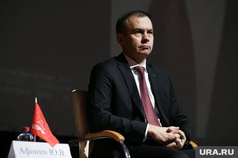 Зампред ЦП КПРФ Юрий Афонин заявил, что партия много лет не имеет отношения к депутату думы ХМАО Халиду Таги-Заже. Фото: Владимир Жабриков © URA.RU