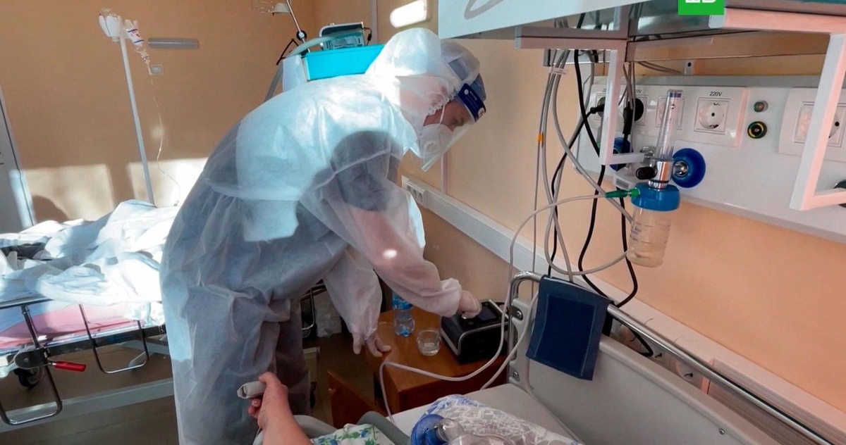    В России выявили cлучаи заражения новым подвариантом вируса COVID-19