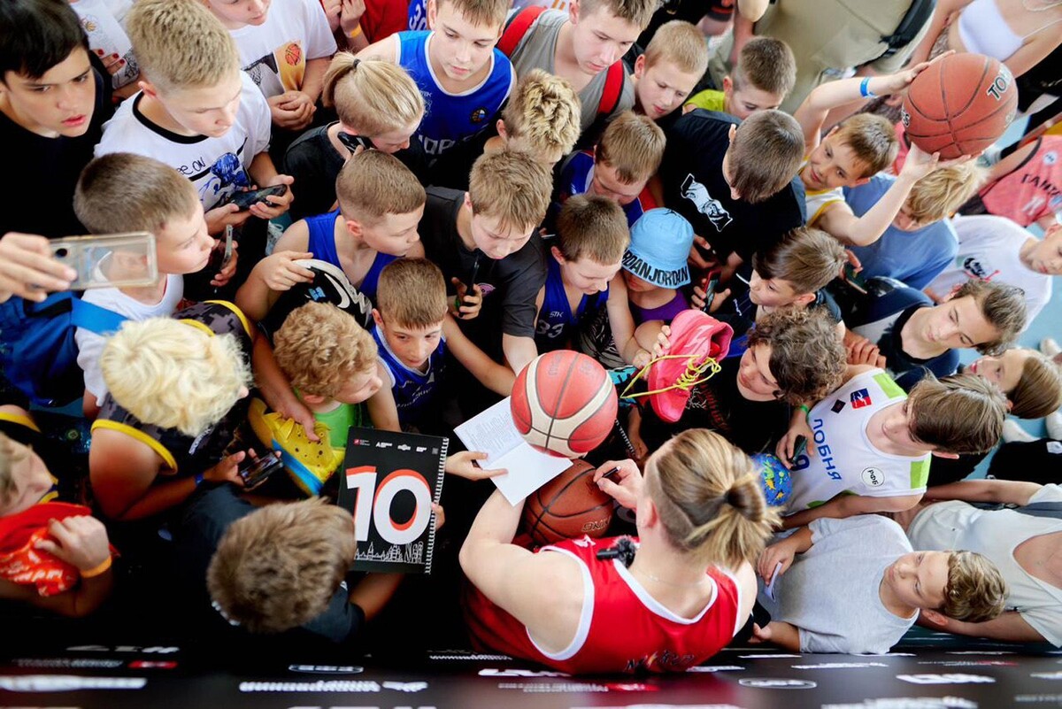    В Москве стартует международный турнир по баскетболу 3x3