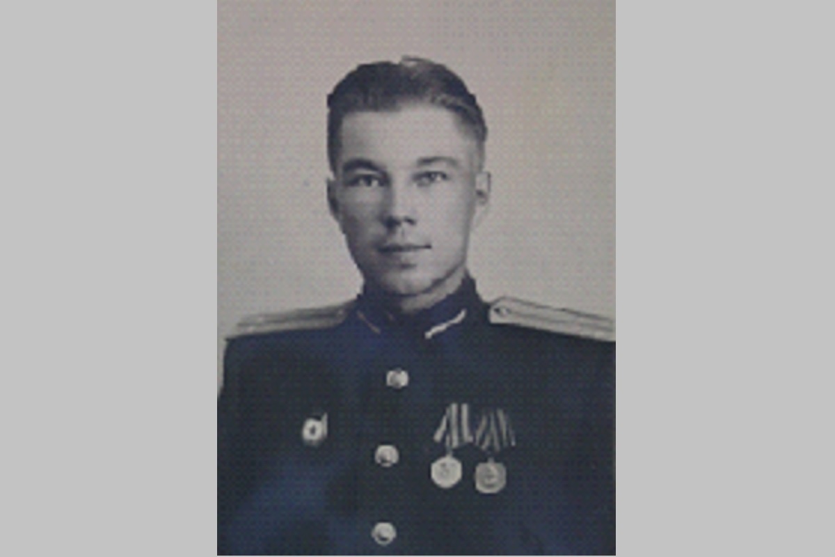    Алексей Ясонов награждён медалями «За победу над Германией в Великой Отечественной войне 1941–1945 гг.» и «За боевые заслуги»