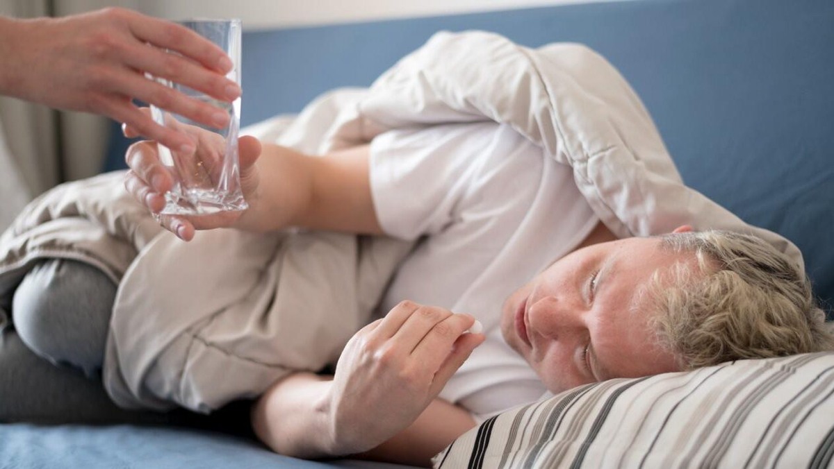    У большинства пассажиров теплохода норовирус протекает в лёгкой форме. Фото: Freepik