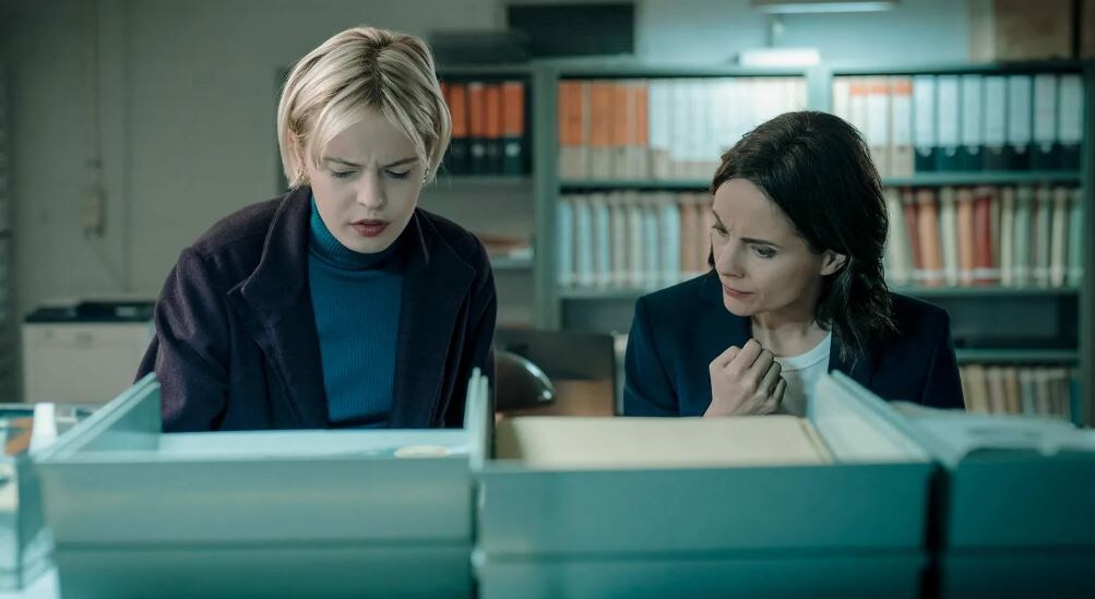 Кадр из сериала «Пейшенс» 1 сезон 