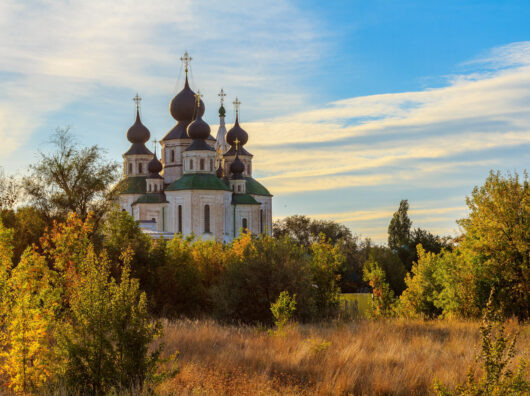    Воскресенский войсковой собор в Старочеркасске // фото: vsegda-pomnim.com