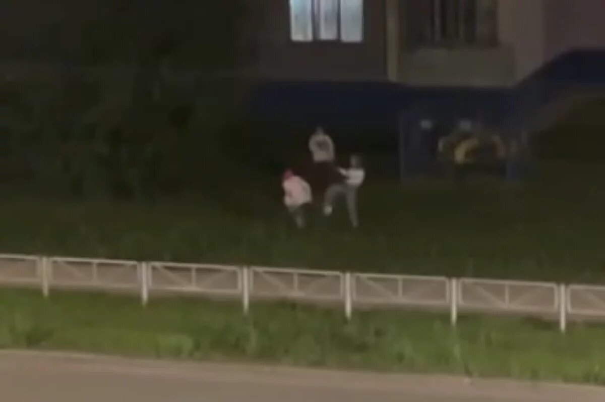    В Башкирии две женщины избили девушку из-за цвета волос