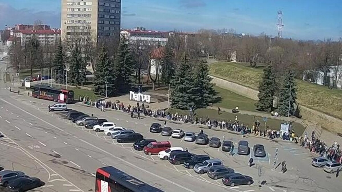 Автоор: https://cdnn21.img.ria.ru/images/07e9/04/12/2012132788_0:83:656:452_1920x0_80_0_0_e78a8ab1381b246a4a761a2da98449e4.jpg