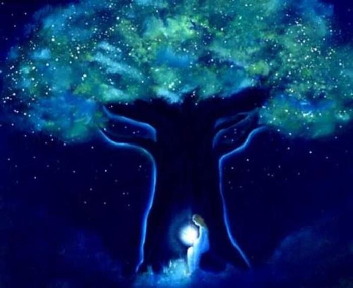Древо творения - и искра Божественного огня в сердце...
